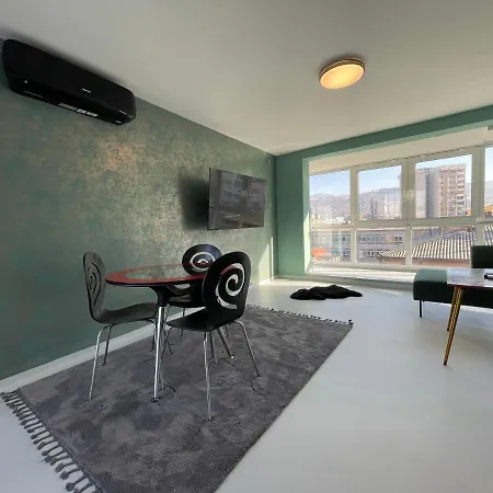 Amazing Penthouse * サラエヴォ