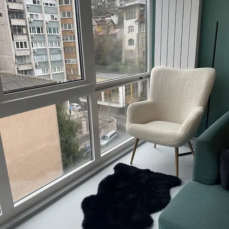 Amazing Penthouse דירה